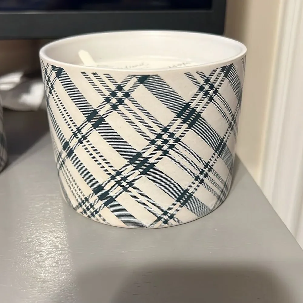 Plaid Ceramic‎ Fireside Spruce 2-Wick Jar Christmas Candle Light Green 11oz  D5